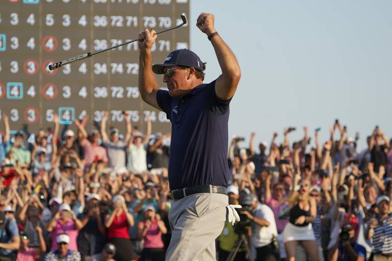 One more thrill: Phil Mickelson wins at 50 in raucous PGA