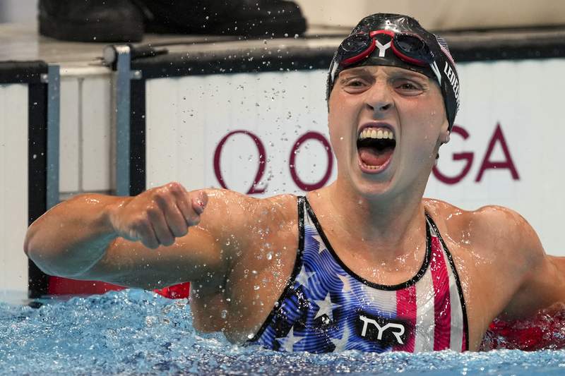 Ledecky wins gold, Biles drops out of all-around