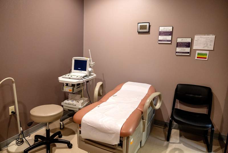 Texas’ near-total abortion ban will remain in effect as federal appeals court agrees to hear legal challenge