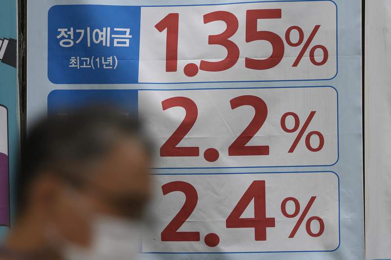 Asian shares mostly higher after Wall Street retreat